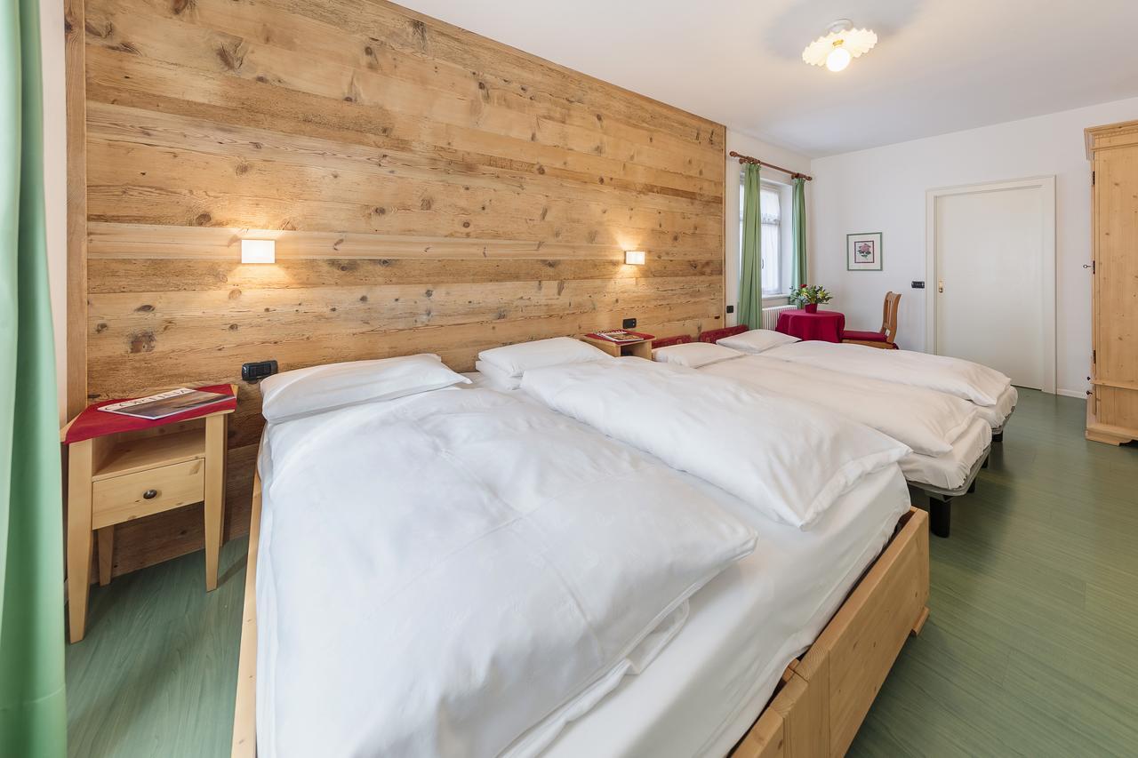 Hotel Oasi Cortina dʼAmpezzo Zewnętrze zdjęcie